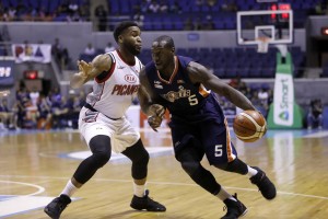 Durham's triple-double lifts Meralco over lowly Kia 